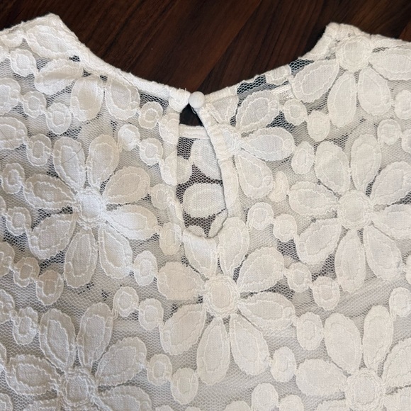 INC International Concepts White Floral Lace Overlay Short Sleeve Top - Picture 4 of 6